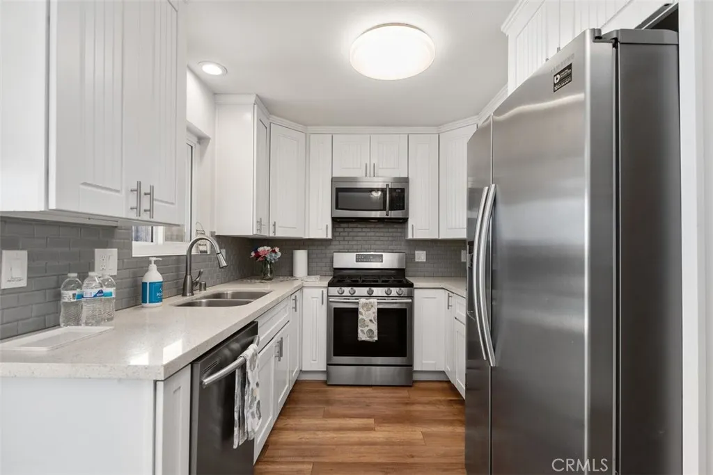 https://cdn.realtyfeed.com/cdn/127/306472201/16b2deec81c9d5d0088544a8f73f7cfe.webp