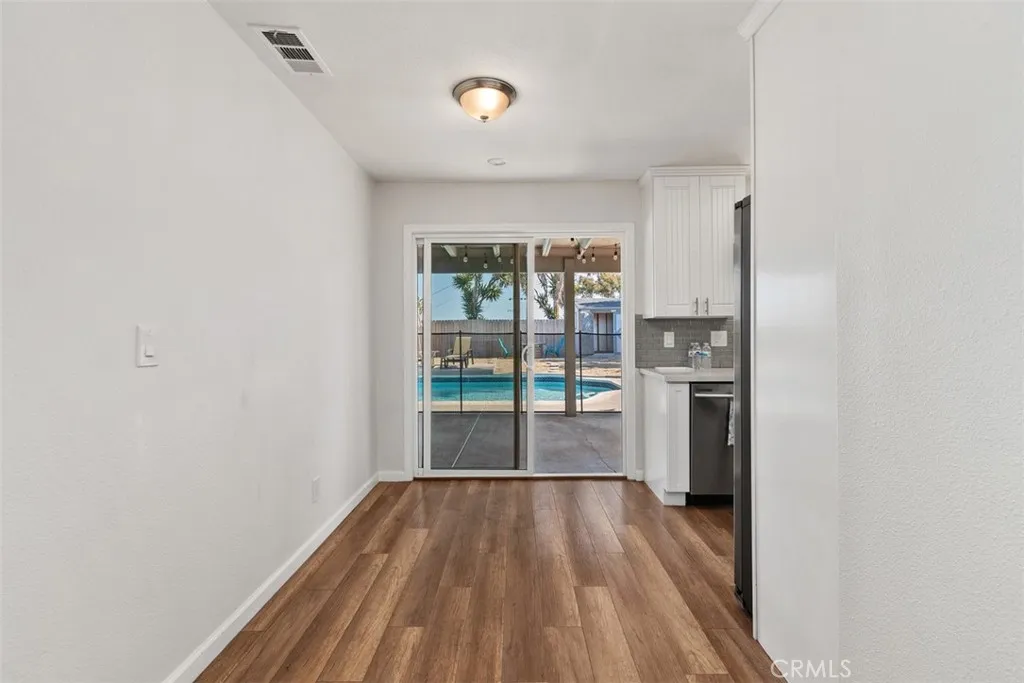 https://cdn.realtyfeed.com/cdn/127/306472201/8296d4b95c791b2e85b1fc1b6001de64.webp