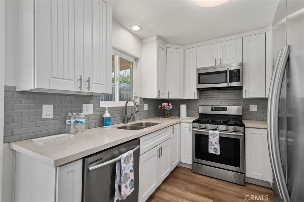https://cdn.realtyfeed.com/cdn/127/306472201/8519e8407b65f681bad6ad49ce32cc43.webp