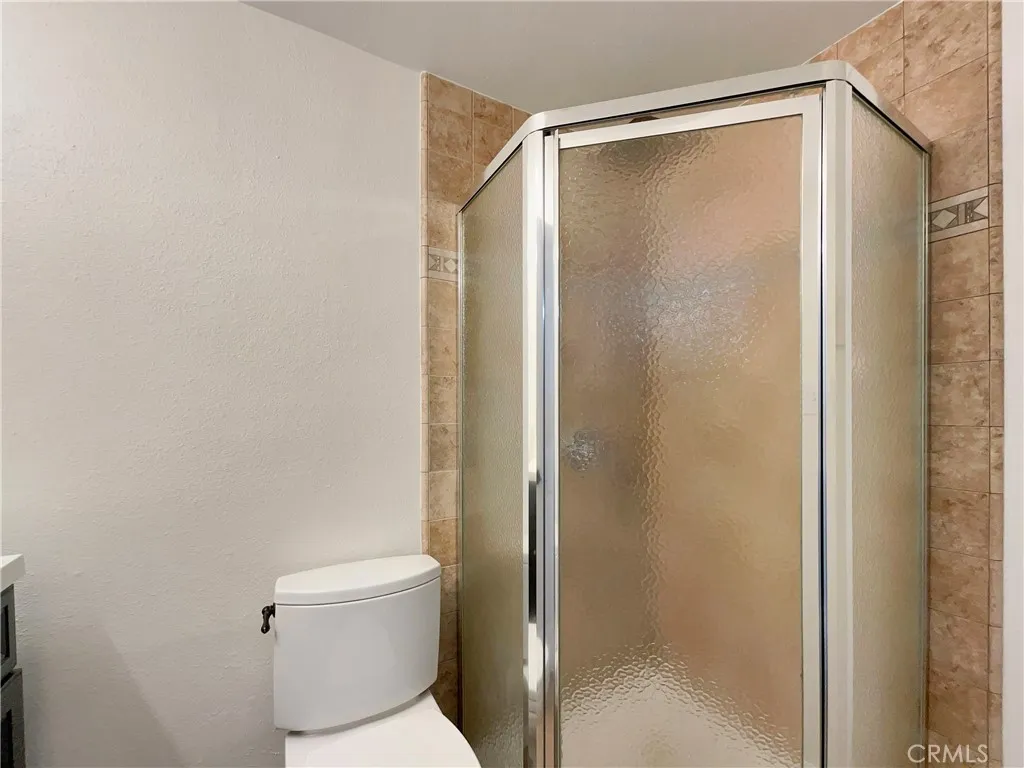 https://cdn.realtyfeed.com/cdn/127/306472211/2f9c42e9bccd24ffb93d5b156eeb1c5b.webp