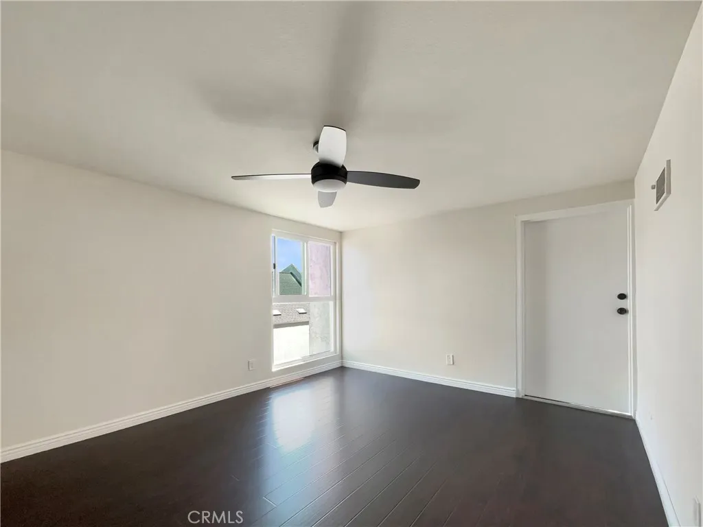 https://cdn.realtyfeed.com/cdn/127/306472211/d17cde5651b2106d719dc77d6e741c61.webp