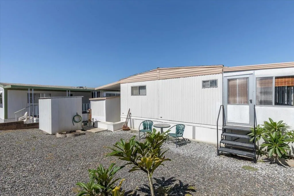https://cdn.realtyfeed.com/cdn/127/306472327/210cbbe58cd6776b85d613c785076ab2.webp