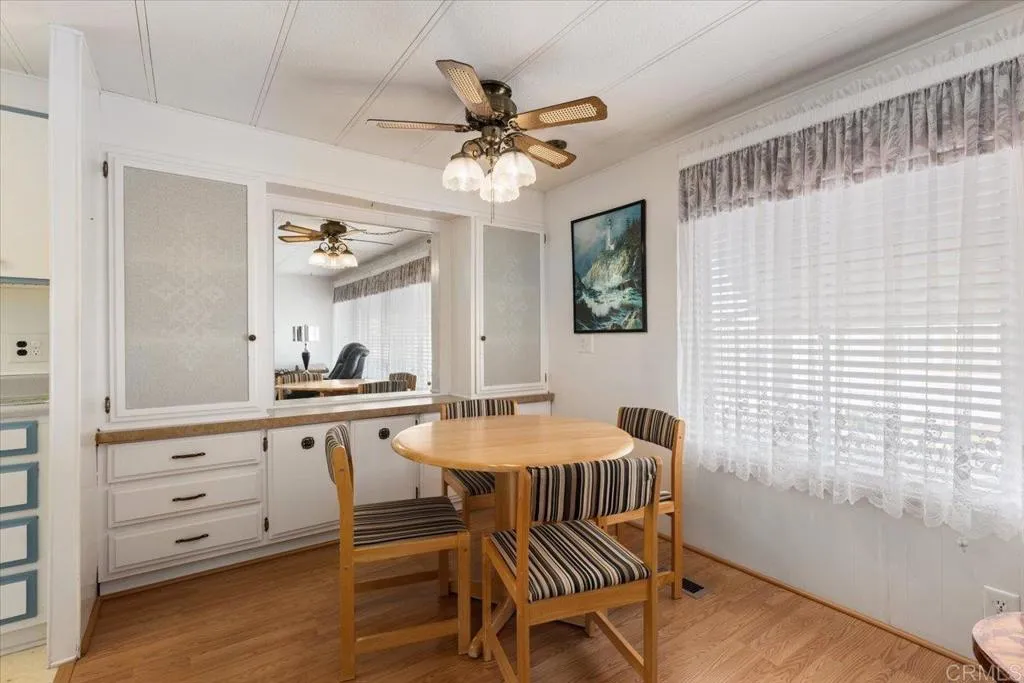 https://cdn.realtyfeed.com/cdn/127/306472327/456e0f84f57190054bf6b89dafc870bf.webp