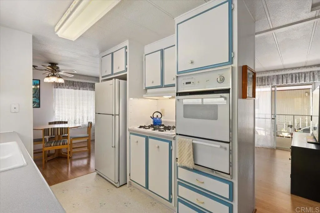 https://cdn.realtyfeed.com/cdn/127/306472327/5a1a649d4b539e820d6963736d846c1e.webp