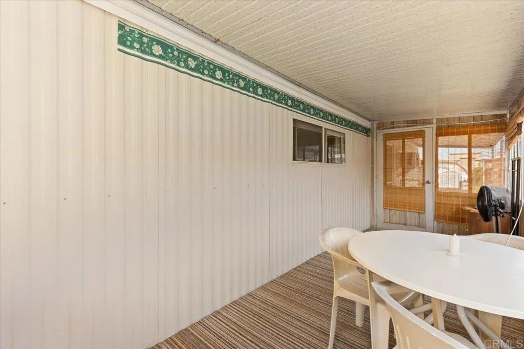 https://cdn.realtyfeed.com/cdn/127/306472327/6a488de2fc9b5997853319819ea7d0dd.webp