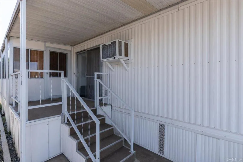 https://cdn.realtyfeed.com/cdn/127/306472327/d0380275b0c3e231ebc0ae0c7899b84e.webp