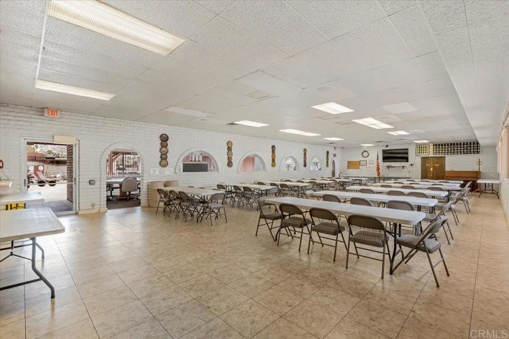 https://cdn.realtyfeed.com/cdn/127/306472327/fe6fe8b736e9f36c8becae5155699842.webp