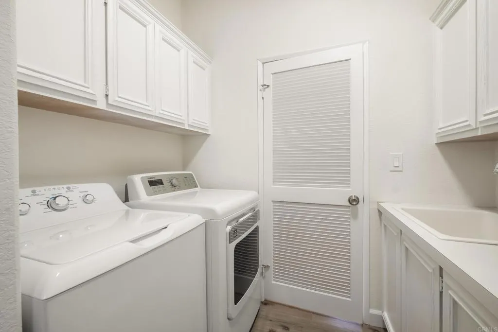 https://cdn.realtyfeed.com/cdn/127/306472344/56f70ca10861907fb164987c398b74b6.webp