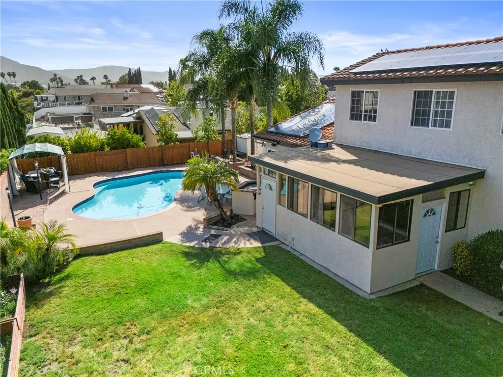 https://cdn.realtyfeed.com/cdn/127/306472364/dc1ba42f06f3810c4192541e8aff6eed.webp