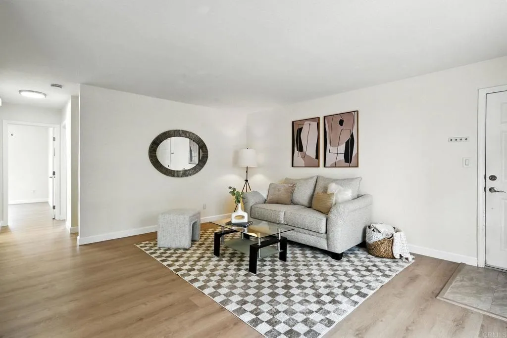 Photo #3: PTP2504623 Listing 