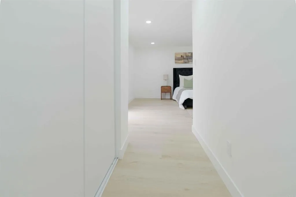 https://cdn.realtyfeed.com/cdn/127/306472430/075eeec64488459c94d796c4d9d862f3.webp