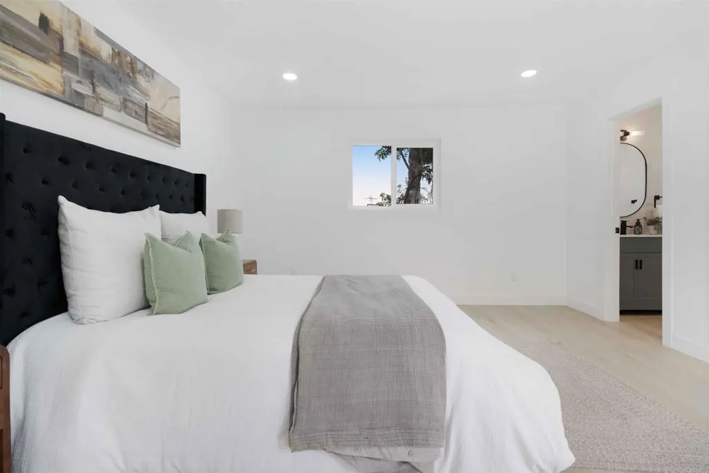 https://cdn.realtyfeed.com/cdn/127/306472430/e755429110eedd31ddcce61f43913d15.webp