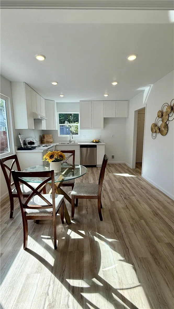 720 W Harding Way, Stockton, CA 95204 - Photo 4 of 18, Stockton, CA