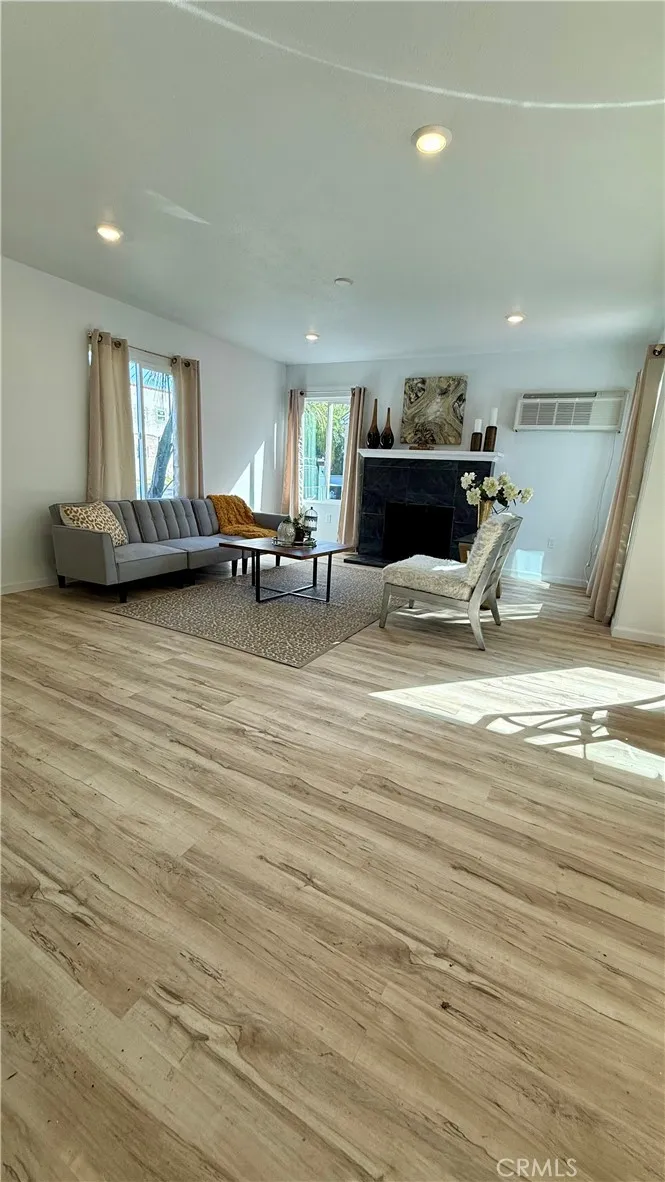 720 W Harding Way, Stockton, CA 95204 - Photo 5 of 18, Stockton, CA