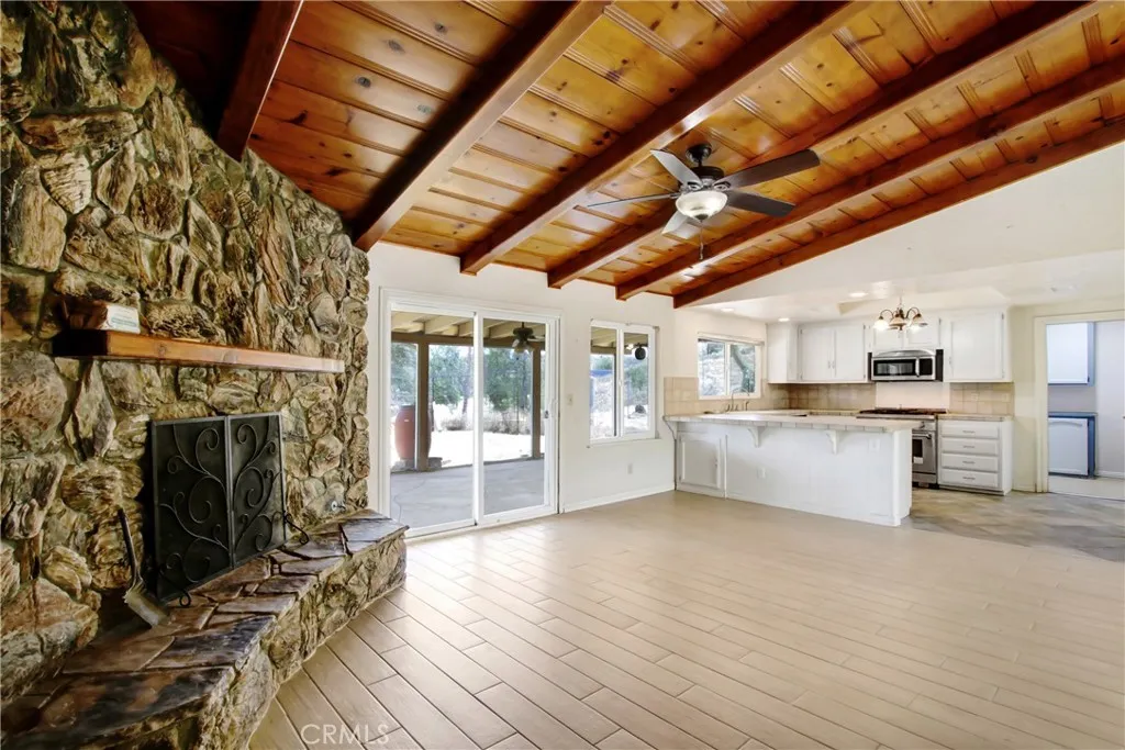32015 Contour Avenue, Nuevo, CA 92567 - Photo 5 of 35, Nuevo, CA
