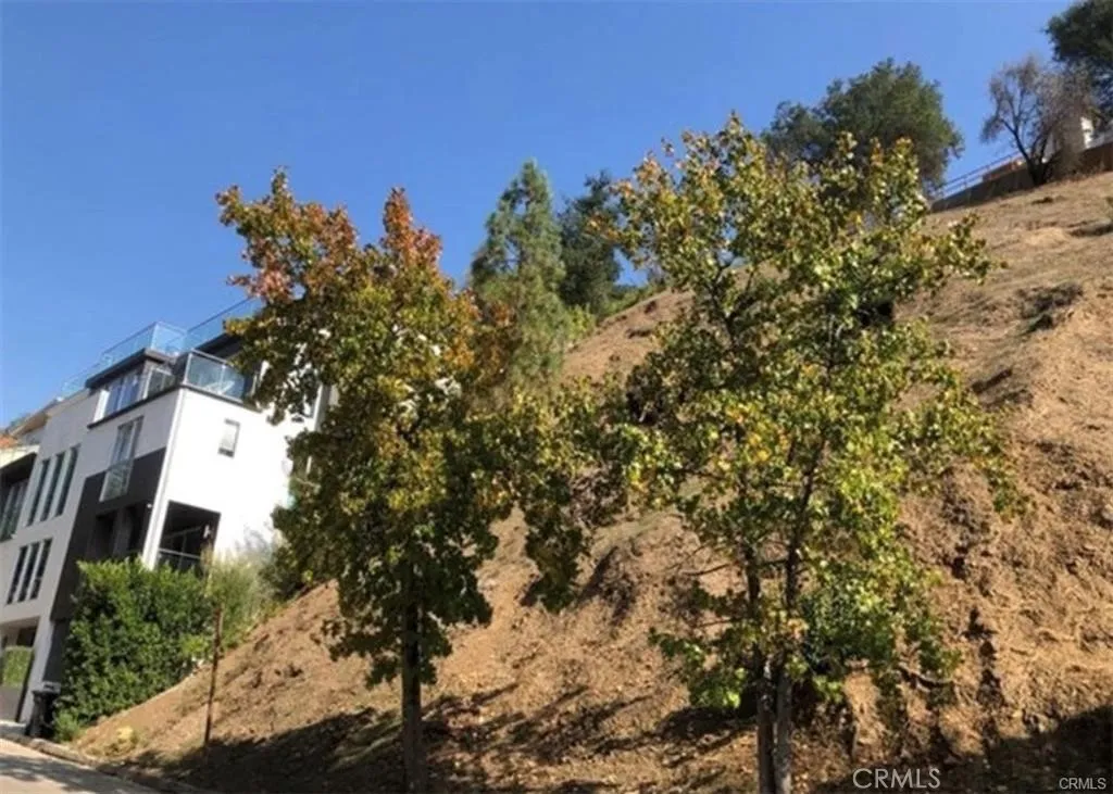 1422 Lindacrest Dr