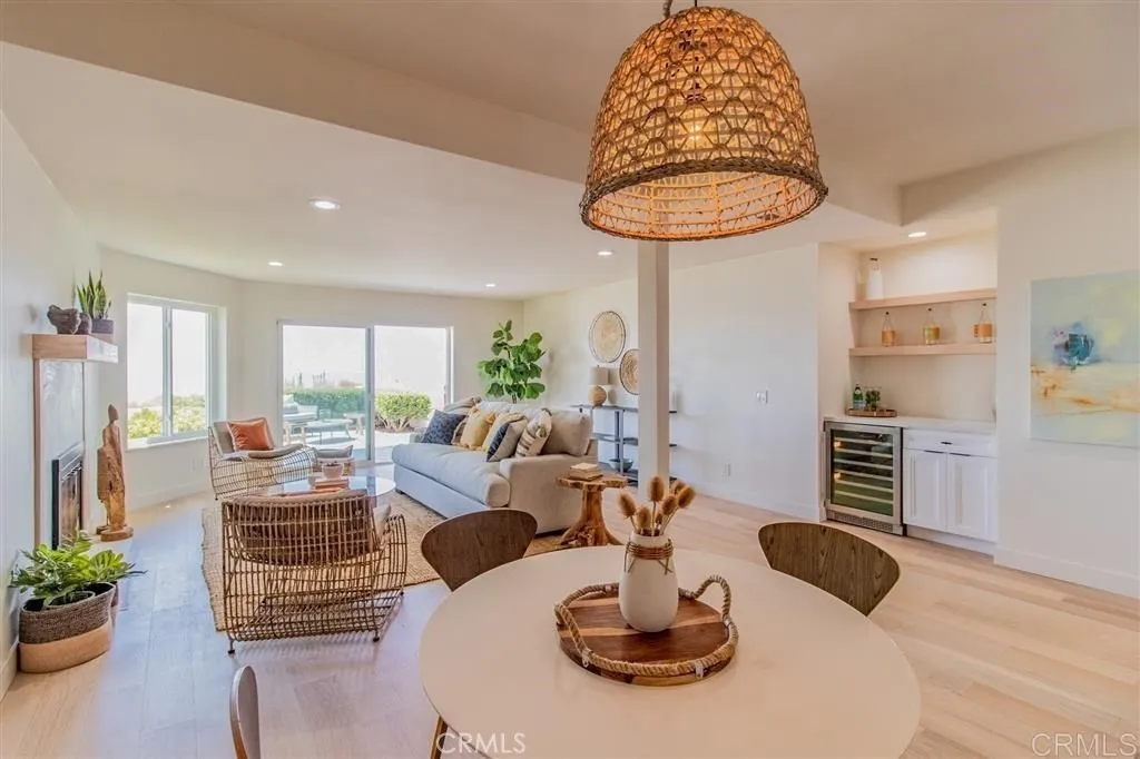Photo #5: FR25138796 Listing 