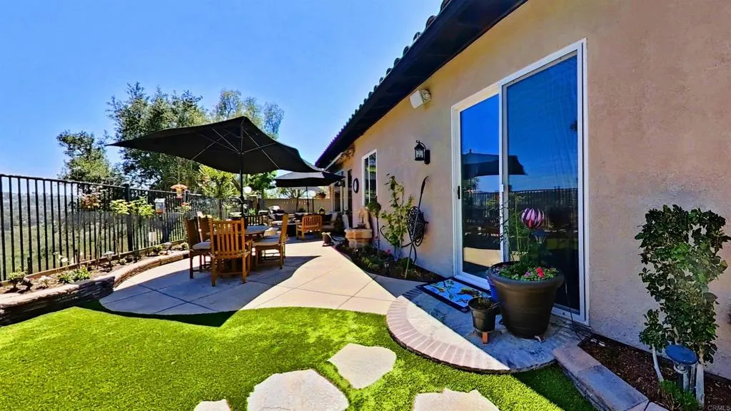 https://cdn.realtyfeed.com/cdn/127/306472826/023c957f8119ba62e6e88f56a6c20f8e.webp
