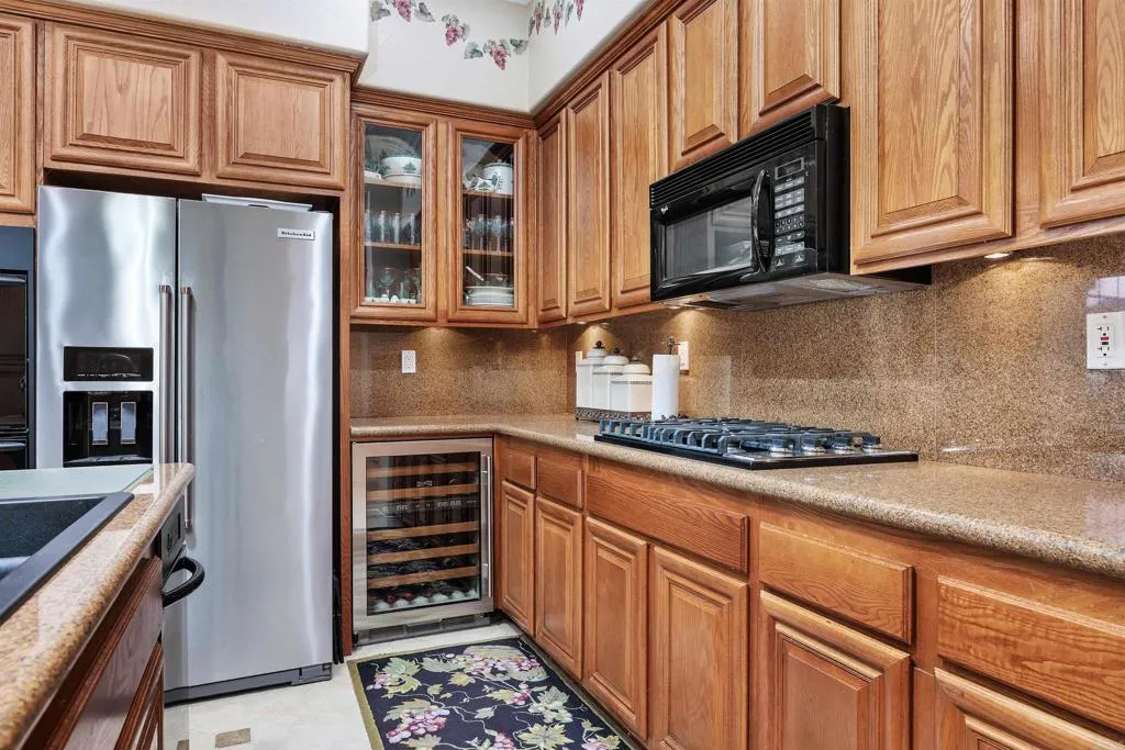 https://cdn.realtyfeed.com/cdn/127/306472826/256163fa088da8b552bc3f8cd44e0622.webp