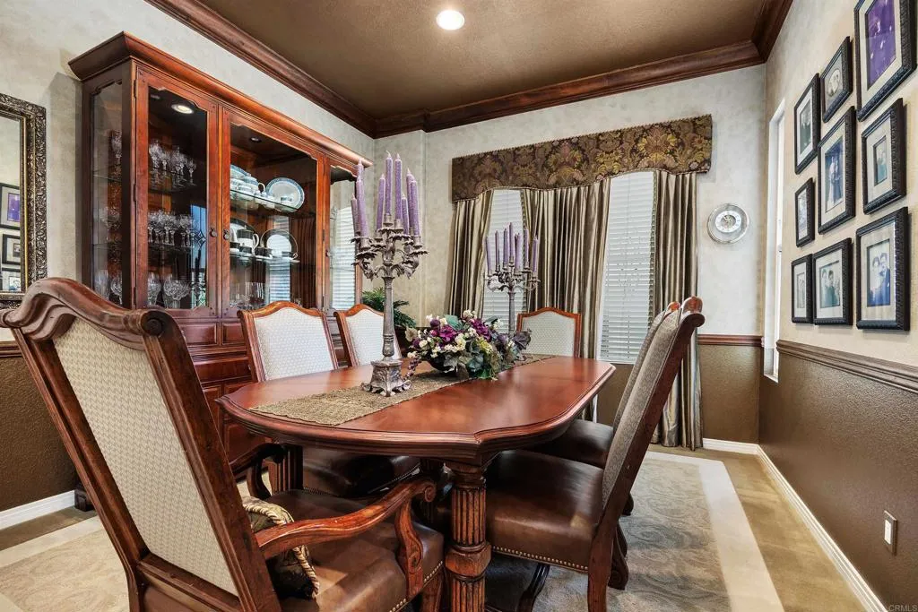 https://cdn.realtyfeed.com/cdn/127/306472826/43451f1ccc6a1f87c411fe9882ed4212.webp