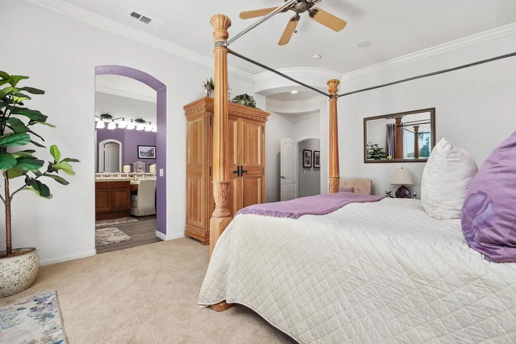 https://cdn.realtyfeed.com/cdn/127/306472826/9067330402fa54c30f41ad31fca85a05.webp