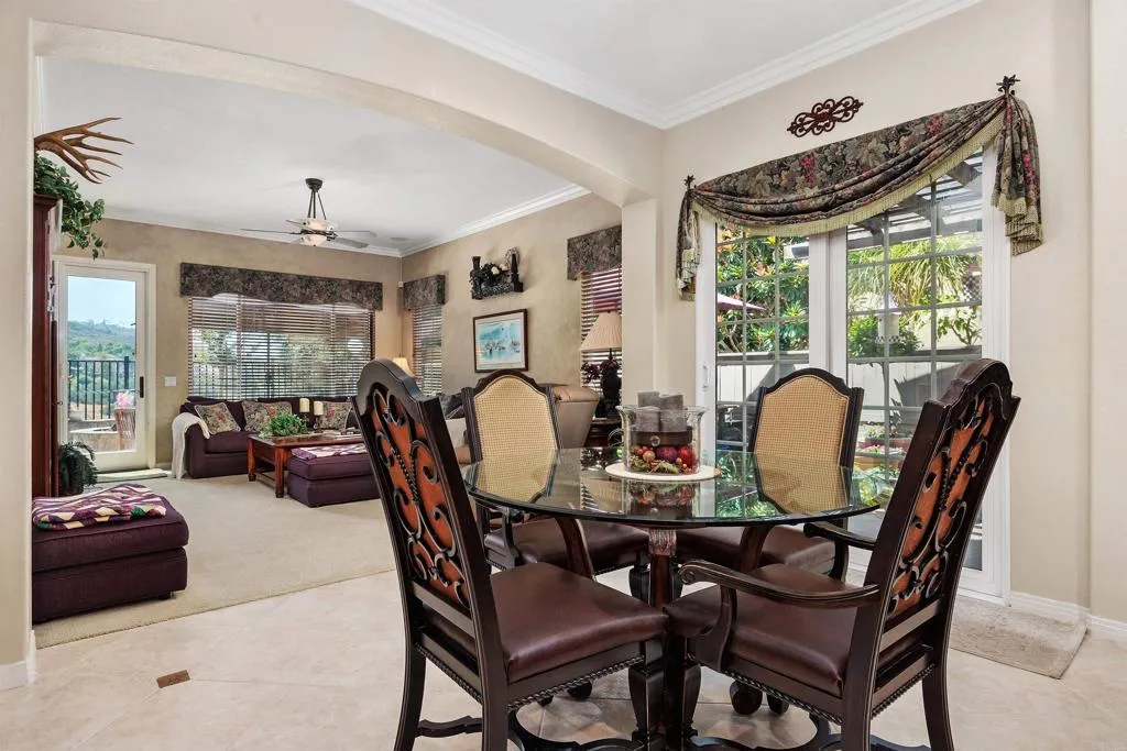 https://cdn.realtyfeed.com/cdn/127/306472826/bf5900dde77a89ec105948d88c8fc7b6.webp