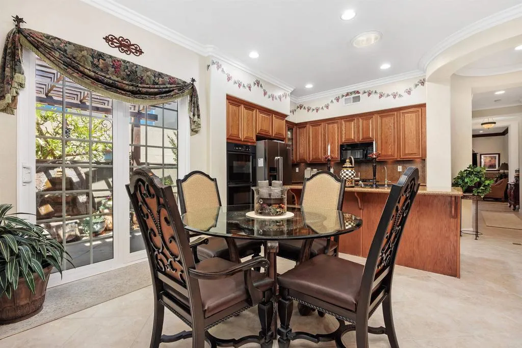 https://cdn.realtyfeed.com/cdn/127/306472826/e0cffda0d02f33e9b6c2a2b81f54c185.webp