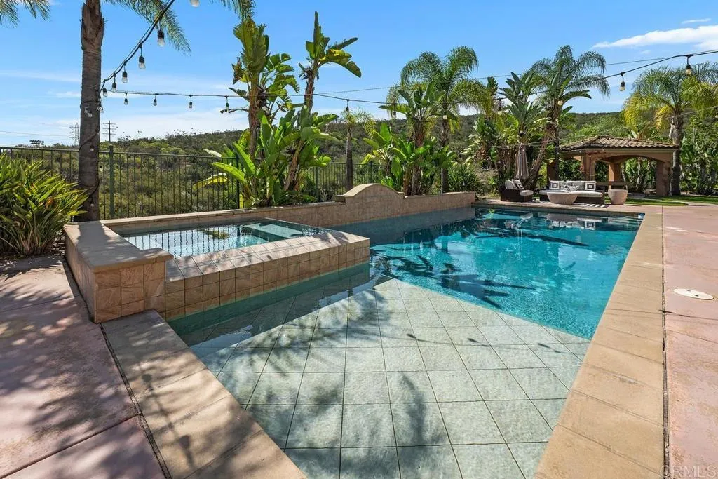 https://cdn.realtyfeed.com/cdn/127/306472969/1bdbbf108711e4081990e92069796cb1.webp