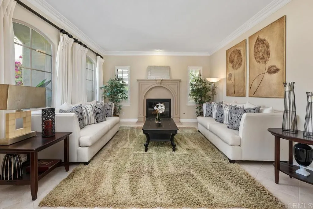https://cdn.realtyfeed.com/cdn/127/306472969/34ad56954e6001f86116967e3712ca22.webp
