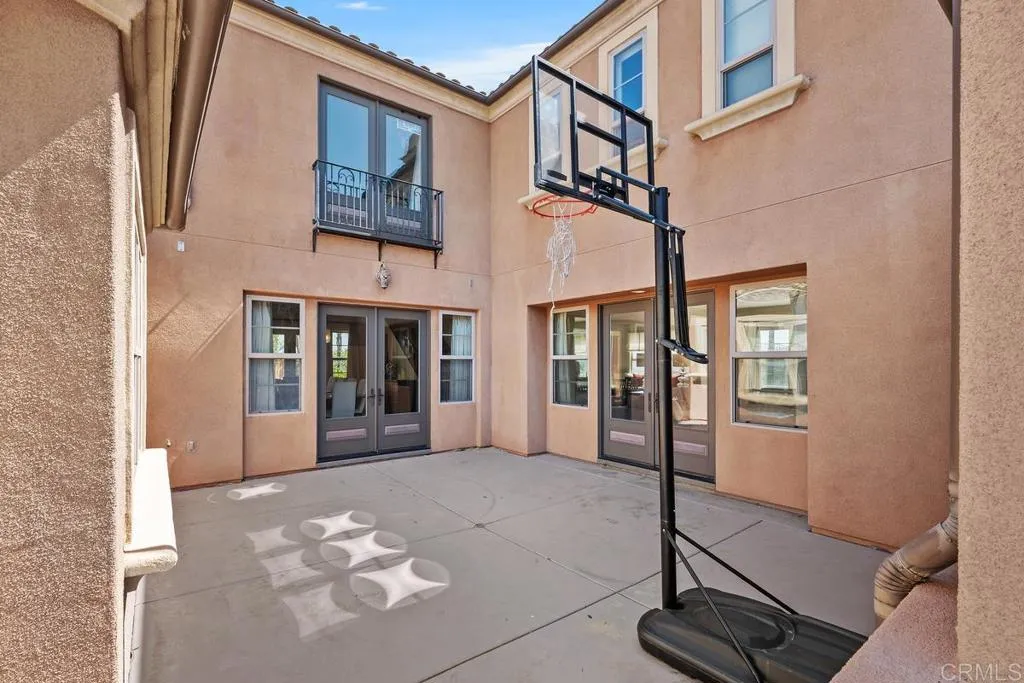 https://cdn.realtyfeed.com/cdn/127/306472969/4f28c1fa48dd8ab7d0bc44eab806c5e1.webp