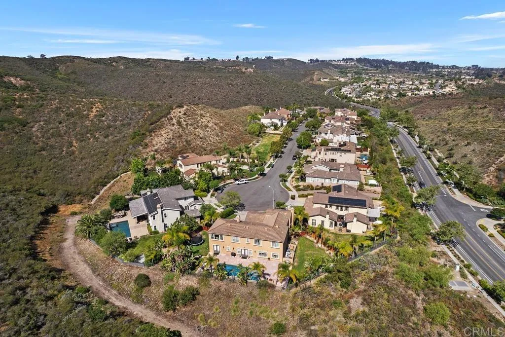 https://cdn.realtyfeed.com/cdn/127/306472969/52247322e380e990b31a2c993a79abf8.webp