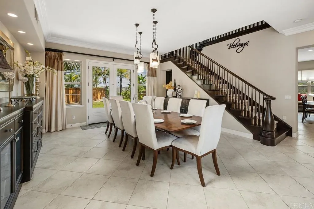 https://cdn.realtyfeed.com/cdn/127/306472969/dfae30a082e3f92ccfac70c8ebfdc612.webp