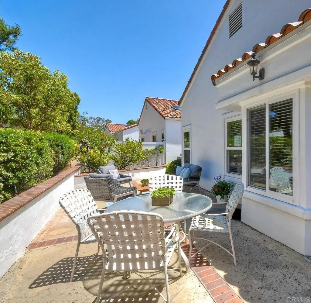 https://cdn.realtyfeed.com/cdn/127/306472971/42fe52e48a081a9d8cdf8000212bd781.webp