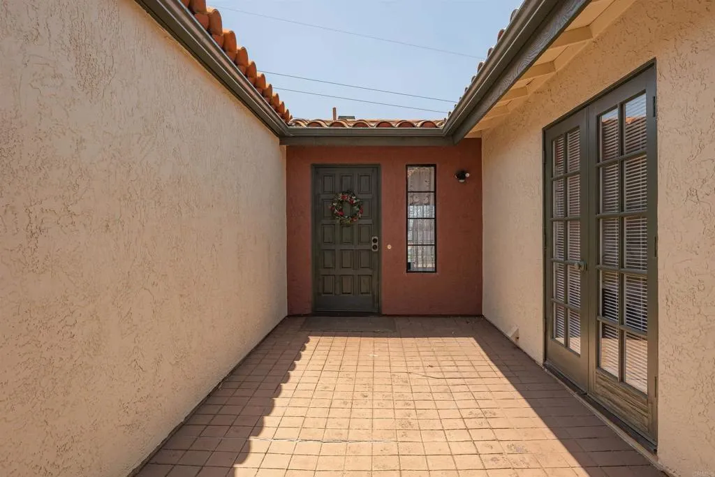 https://cdn.realtyfeed.com/cdn/127/306472981/3bf4efc861d41bab3fcf818849a95172.webp