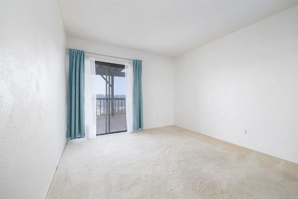 https://cdn.realtyfeed.com/cdn/127/306472981/4e580d6f81ca8b63fb82171917028c1c.webp