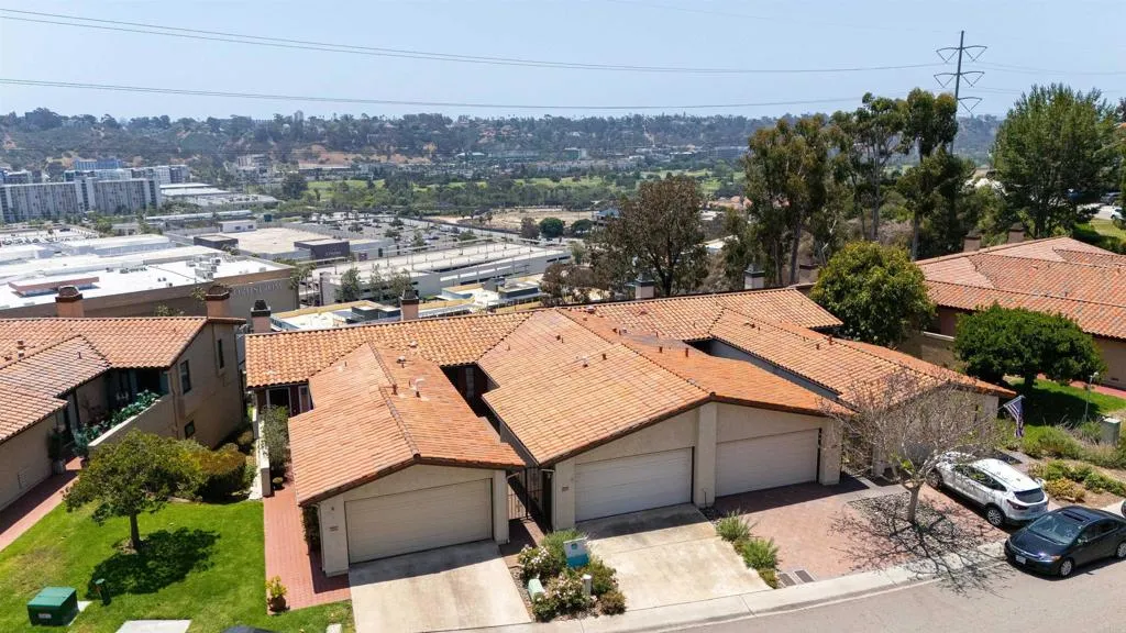 https://cdn.realtyfeed.com/cdn/127/306472981/5e452d45a29f54bd8a9109462094d118.webp