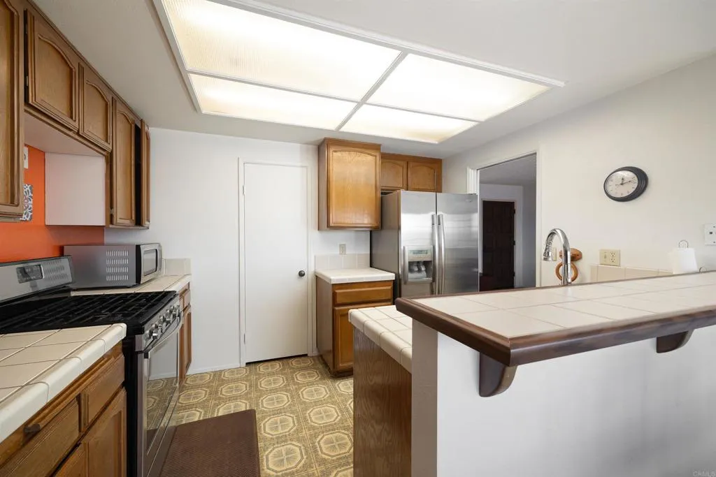 https://cdn.realtyfeed.com/cdn/127/306472981/76058c5bb6d1d862ee83997bd45d537f.webp
