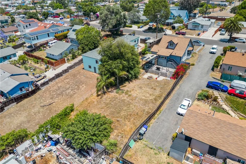 https://cdn.realtyfeed.com/cdn/127/306472989/53687f0c5693e453d5a8536532c1a141.webp