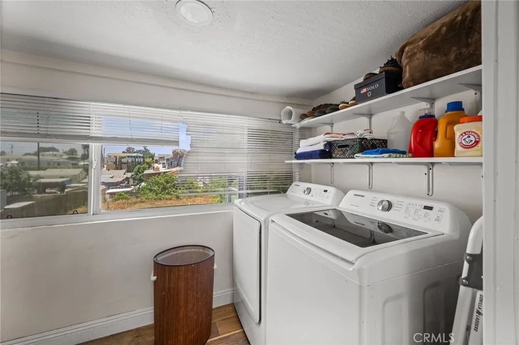https://cdn.realtyfeed.com/cdn/127/306472989/9a68dd9d28ba2b44ffa76a536b55227f.webp