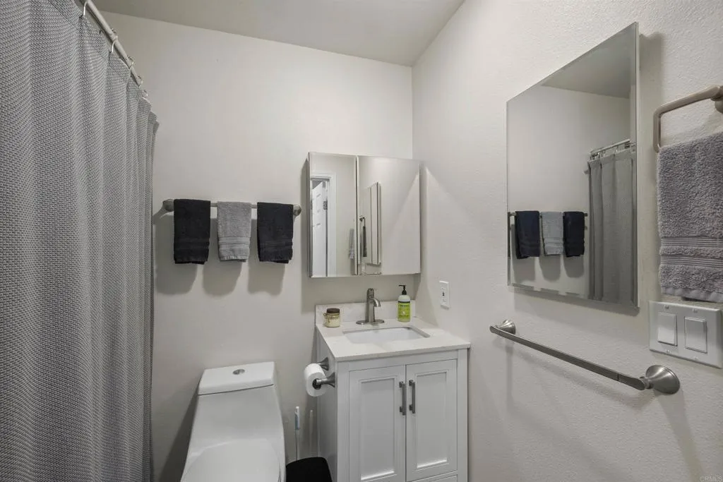 https://cdn.realtyfeed.com/cdn/127/306473064/af92f55cf7437de24e130134777c835f.webp