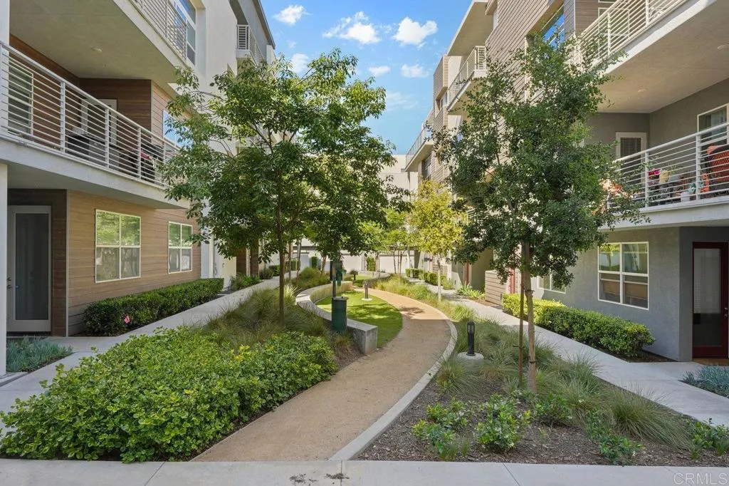 https://cdn.realtyfeed.com/cdn/127/306473155/1e444b1c967cc3347ce9e3d93ab30b2b.webp