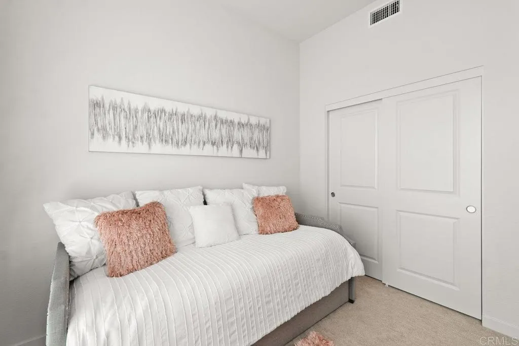 https://cdn.realtyfeed.com/cdn/127/306473155/f8fabbfa02e122b5cddbf0f6ebd4d759.webp