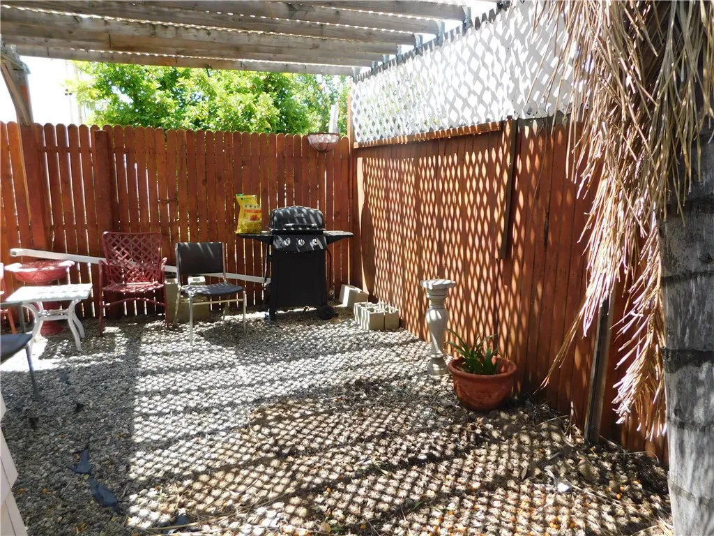 950 California Unit 111, Calimesa, CA 92320 - Photo 3 of 33, Calimesa, CA