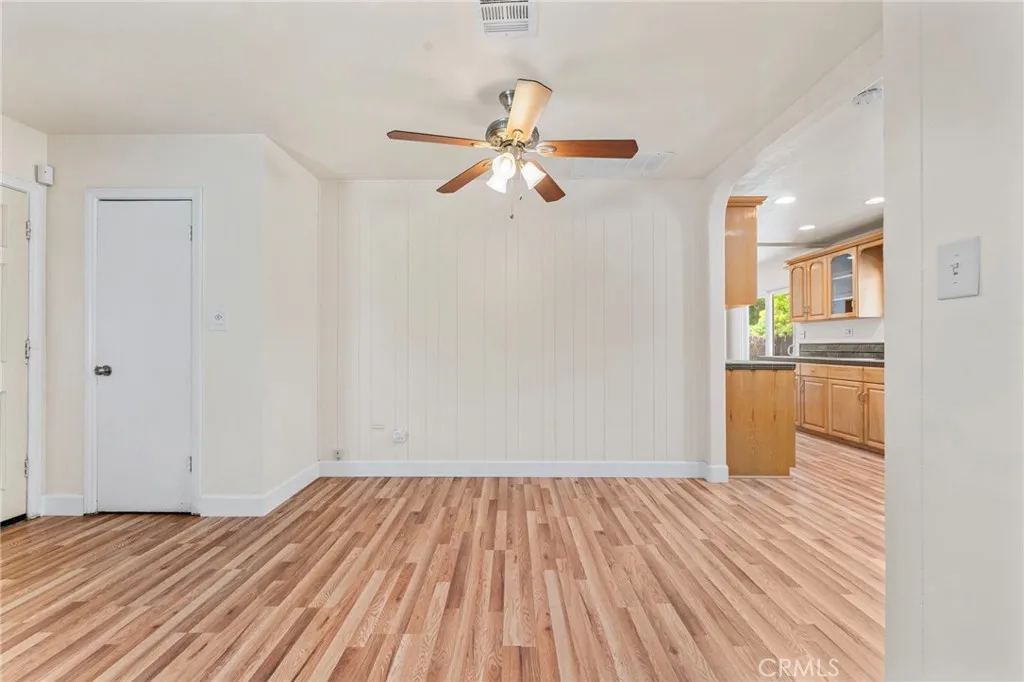 https://cdn.realtyfeed.com/cdn/127/306473281/e8066b88cfd08790a6df63e7b91bf0cb.webp