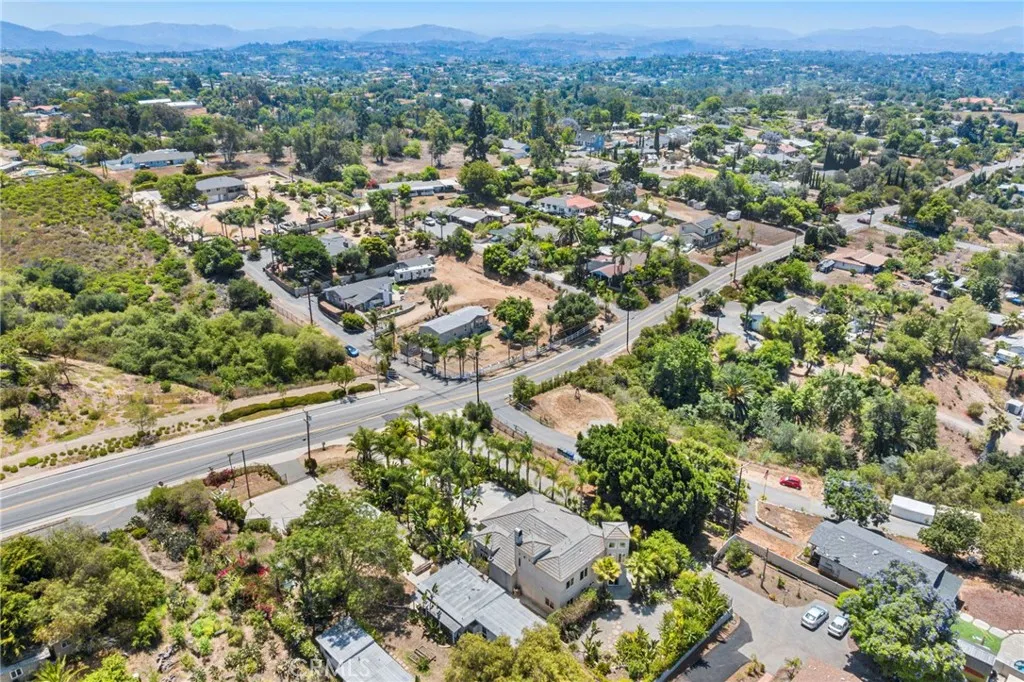 https://cdn.realtyfeed.com/cdn/127/306473326/05f329f1a92a2615ce1b0c18ecccf1e4.webp