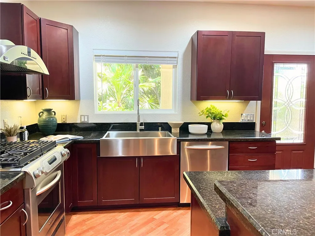 https://cdn.realtyfeed.com/cdn/127/306473326/3ff28d2e34f244ca2b9db7c2122c0d52.webp