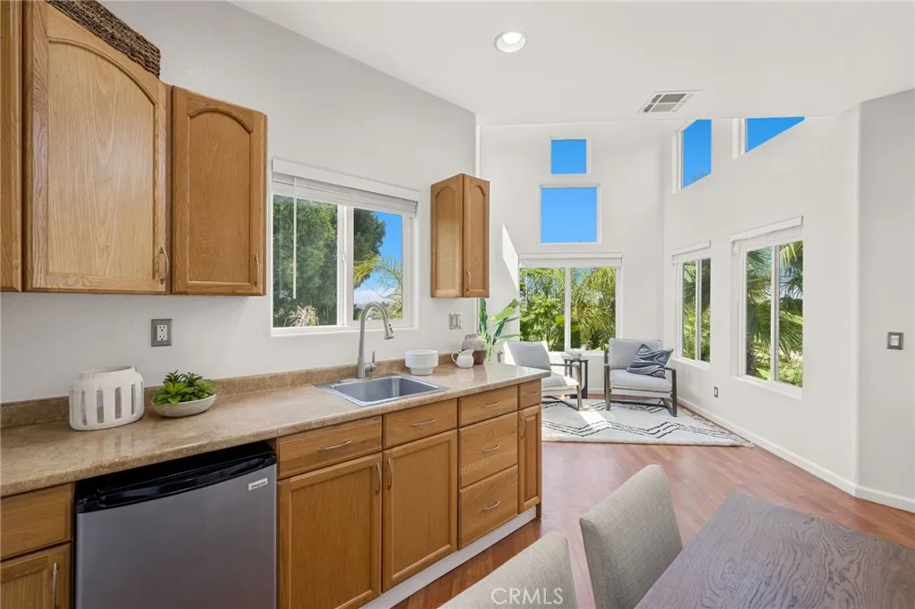 https://cdn.realtyfeed.com/cdn/127/306473326/6cde17a88c91c31001c57545a1b53cc0.webp