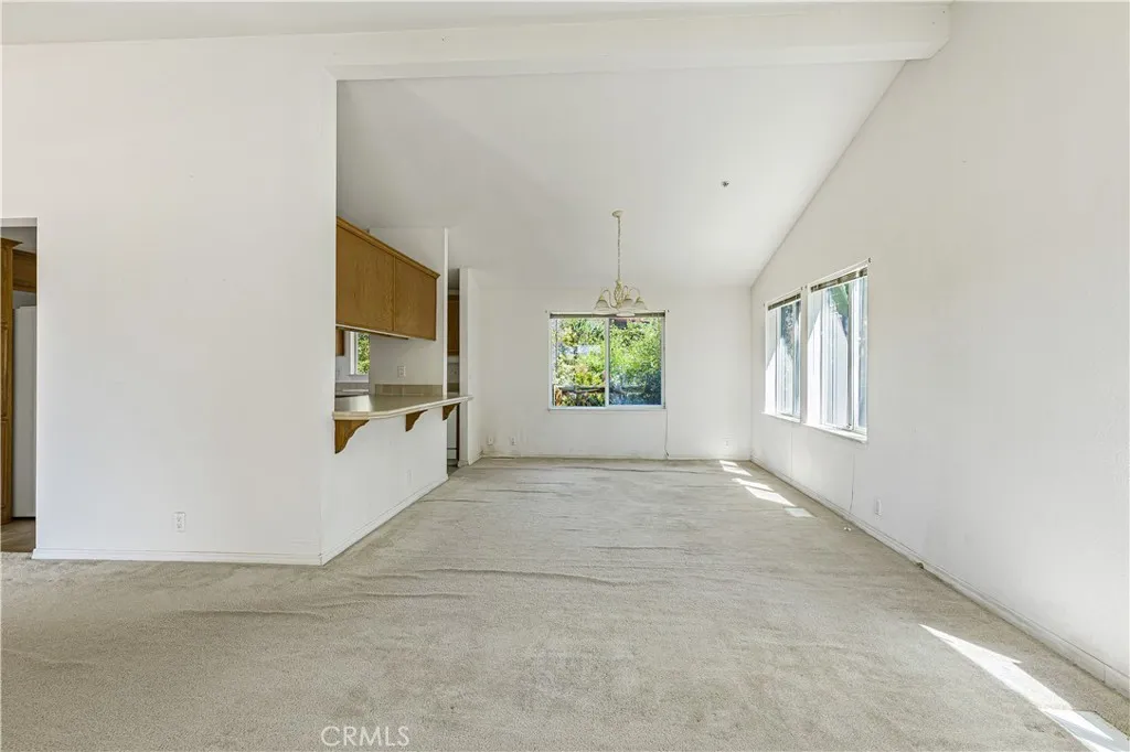 https://cdn.realtyfeed.com/cdn/127/306473517/1f86b783fdde47d71d0d78a8a3c2d52b.webp