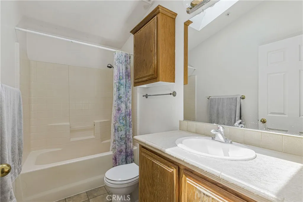 https://cdn.realtyfeed.com/cdn/127/306473517/38cb3bd0f4e1522bf2feefb72eb23a2d.webp