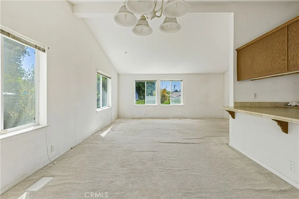 https://cdn.realtyfeed.com/cdn/127/306473517/bc374261d15fda861053d2baa22c0227.webp